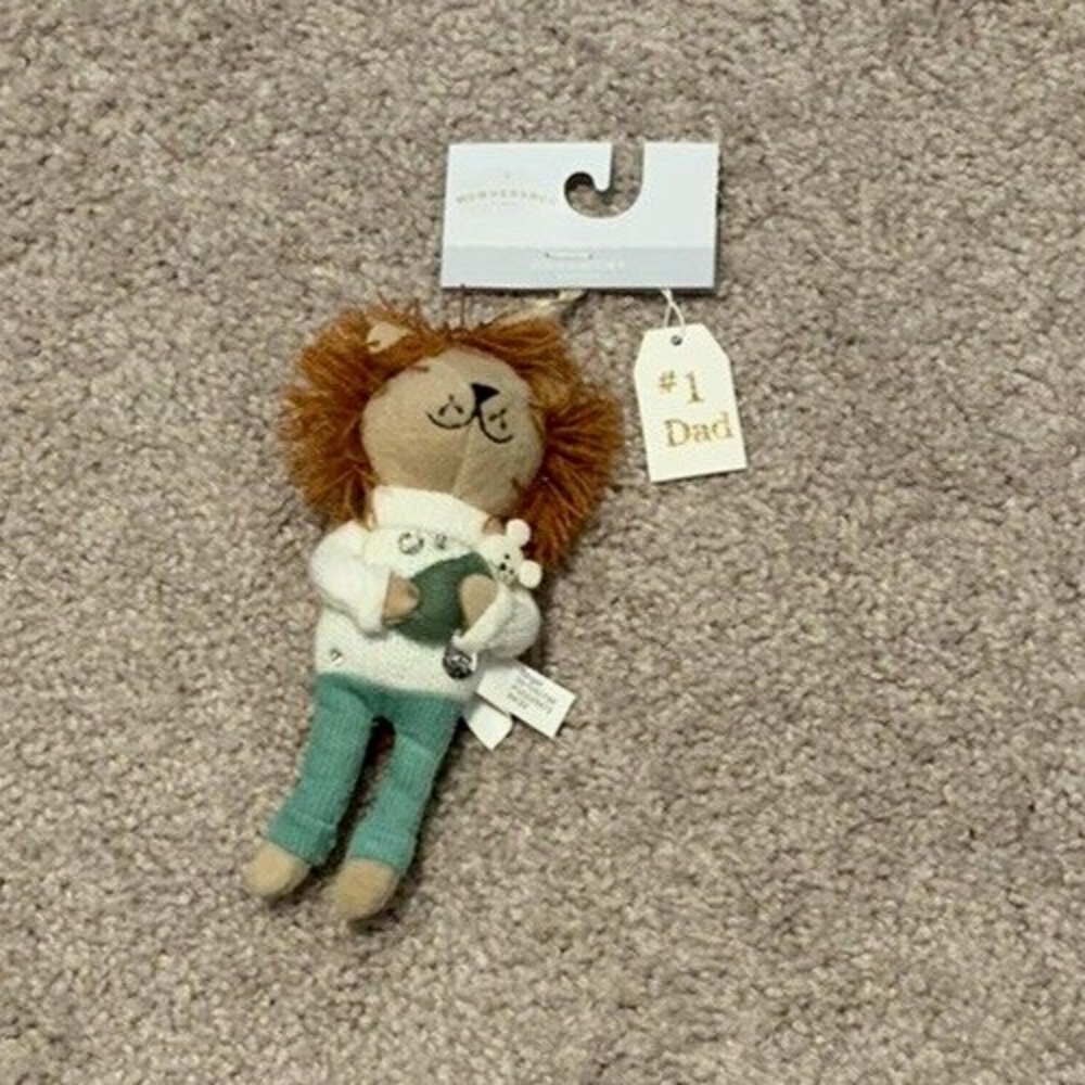 Wondershop #1 Dad Lion Plush Christmas Ornament 6" tall